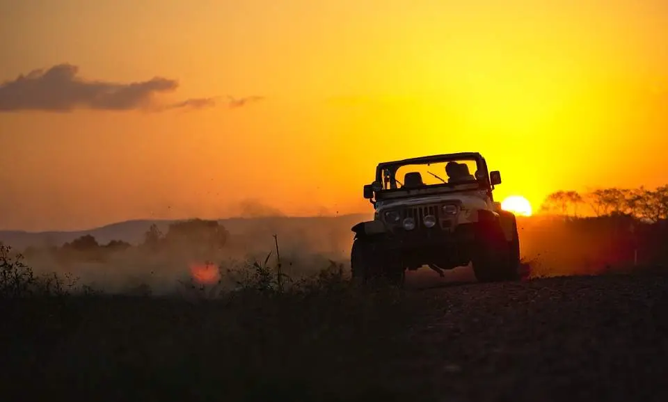jeep-3266350_960_720