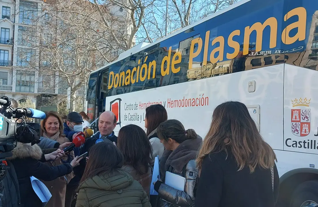l Centro de Hemoterapia de Castilla y León cuenta con el primer autobús exclusivo en España para facilitar el acceso a la donación de plasma. Fotografía: CHEMCYL