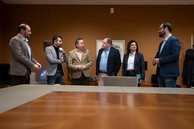 Reunión con la Junta directiva de la Confederación de Comercio CyL
