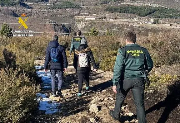 La Guardia Civil auxilia a dos personas
extraviadas en la ruta del Tejedelo en Requejo
de Sanabria