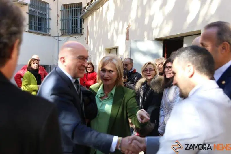  Jesús Julio Carnero y Leticia García (1)