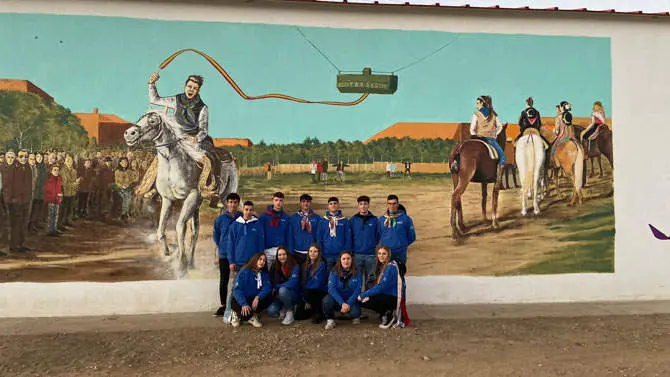 Mural quintos vía Interbenavente.es