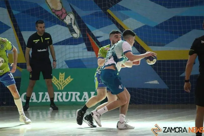 Balonmano Zamora - BM Ikasa (11)