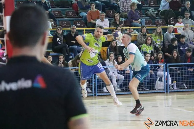 Balonmano Zamora - BM Ikasa (15)