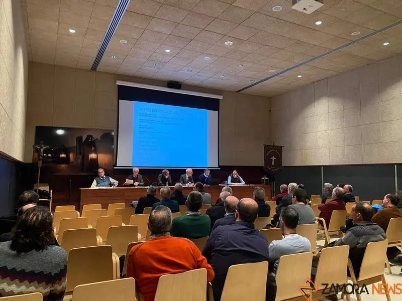 Asamblea de la Hermandad de Penitencia “Cristo del Amparo” de Zamora