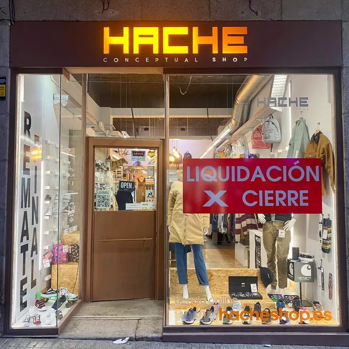 Hache conceptual Shop