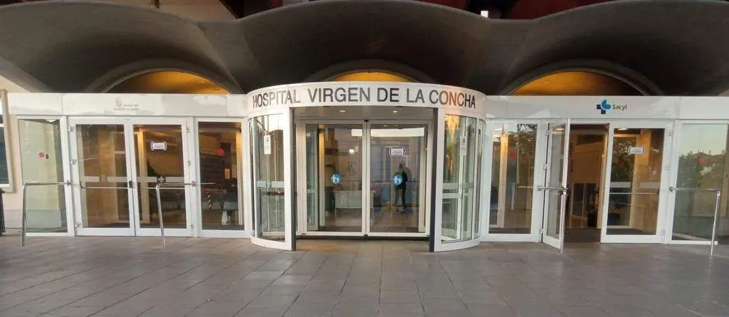 Acceso al hospital Virgen de la Concha