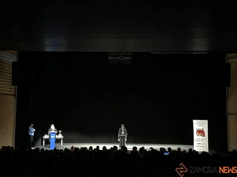 IX Certamen de Cornetas y Tambores Francisco Carricajo (12)