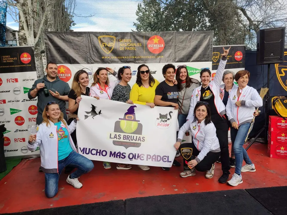 El equipo zamorano Las Brujas de alza campeón de los Play-offs zonales de las Series Nacionales de Pádel
