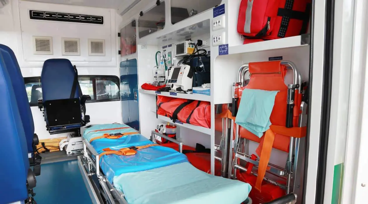 Interior de una ambulancia