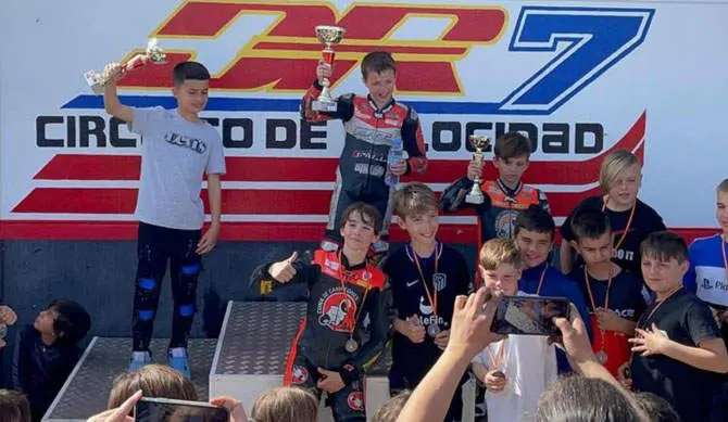 El joven piloto benaventano Marco González hace pódium en su primera carrera en MiniMoto GP 110