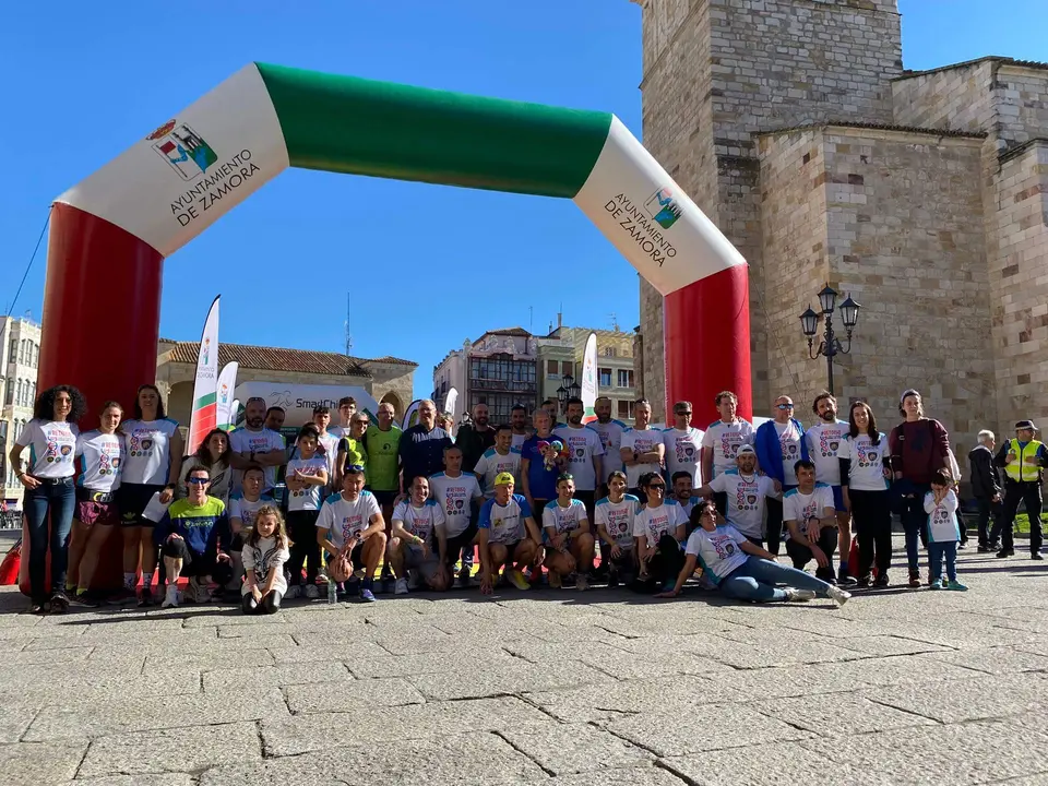 Llegada a la Plaza Mayor del reto 15Q