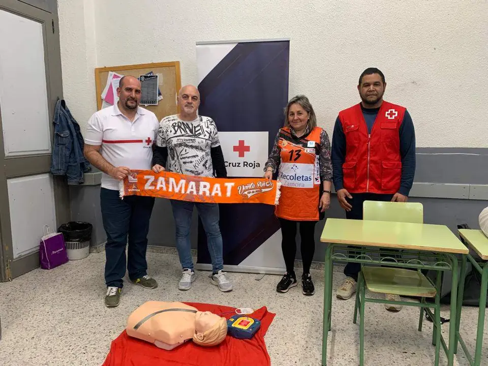 Zamarat y Cruz Roja durante el curso