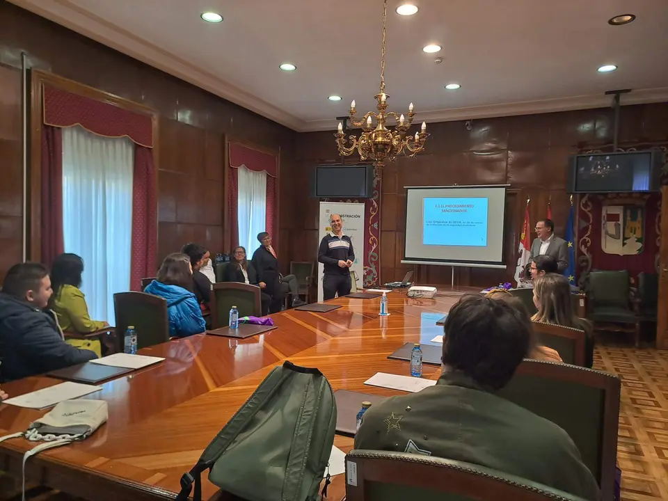 Alumnos del Centro de Adultos Viriato