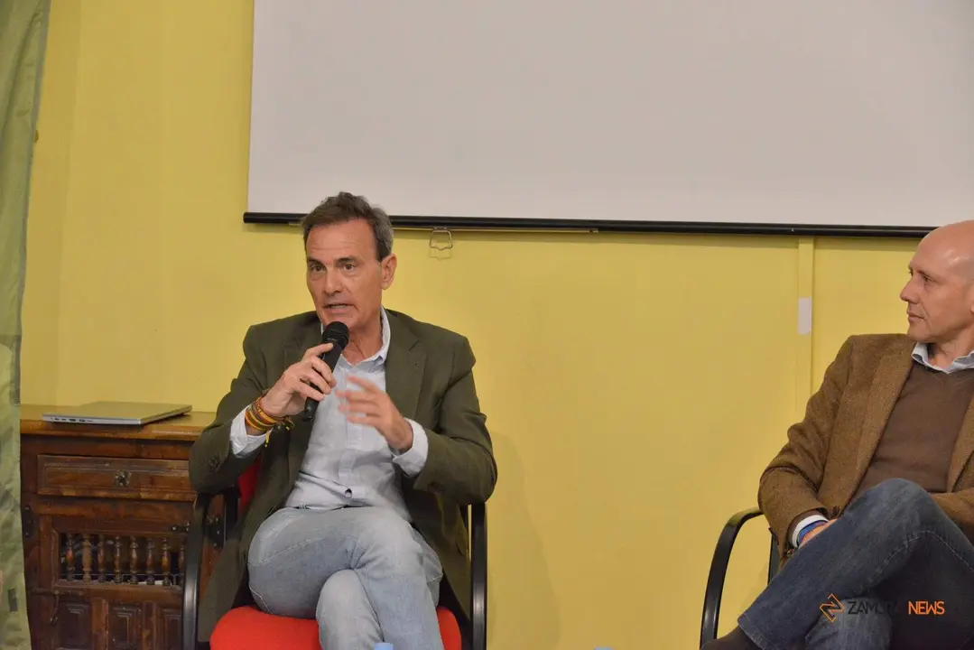 Javier Eguaras durante su presentación como candidato de Vox al Ayuntamiento de Zamora. Imagen de archivo