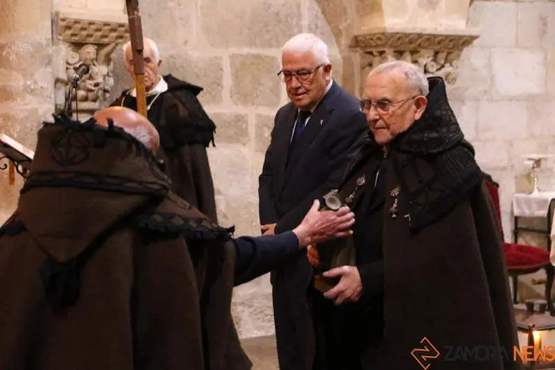 Nuevos hermanos en las Capas Pardas