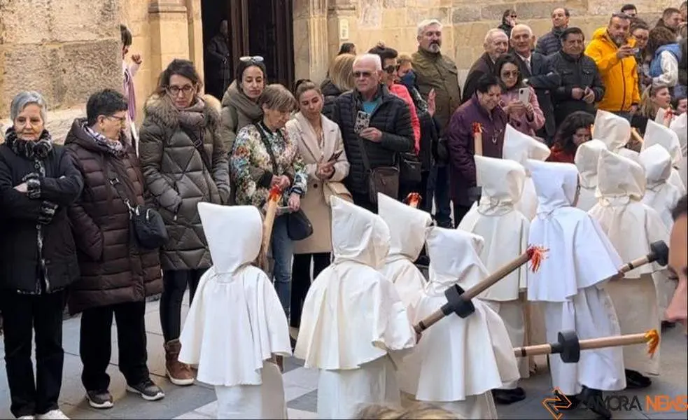 procesión colegio Medalla Milagrosa_9