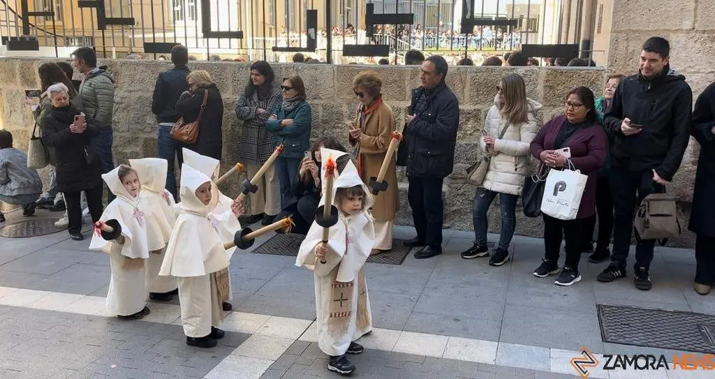 procesión colegio Medalla Milagrosa_10