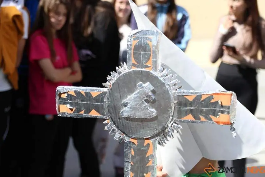 Colegio procesión