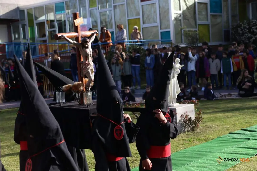 Procesión Semana Santa colegio Corazón de María