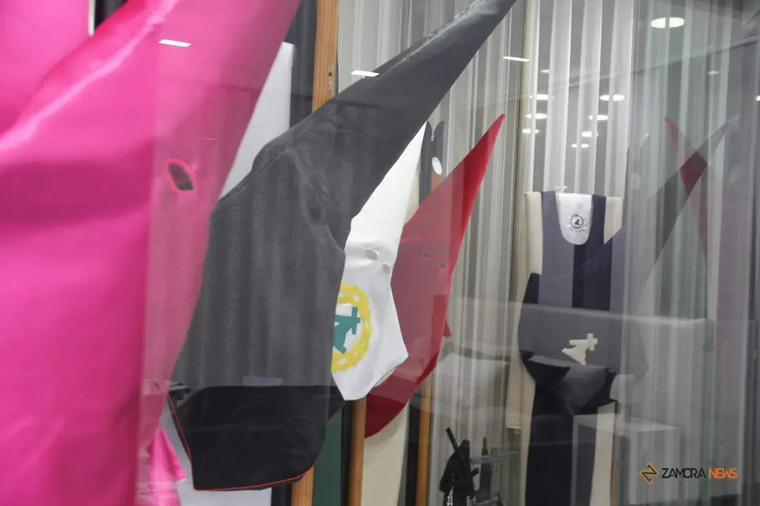 Escaparates decorados Semana Santa (2)