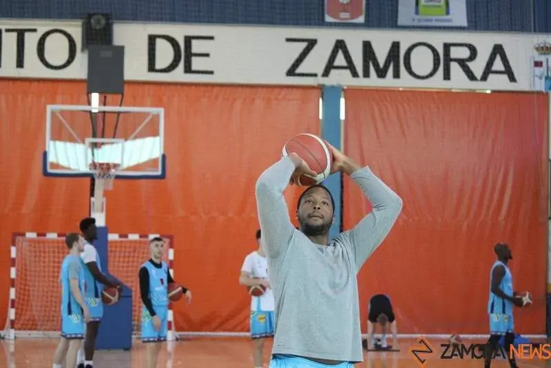 Entrenamiento CB Zamora (12)