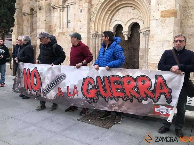La Plataforma por la Paz vuelve a concentrarse en Zamora contra la guerra de Ucrania. Imagen de archivo