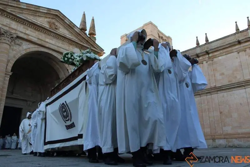 Procesión de Luz y Vida (13)