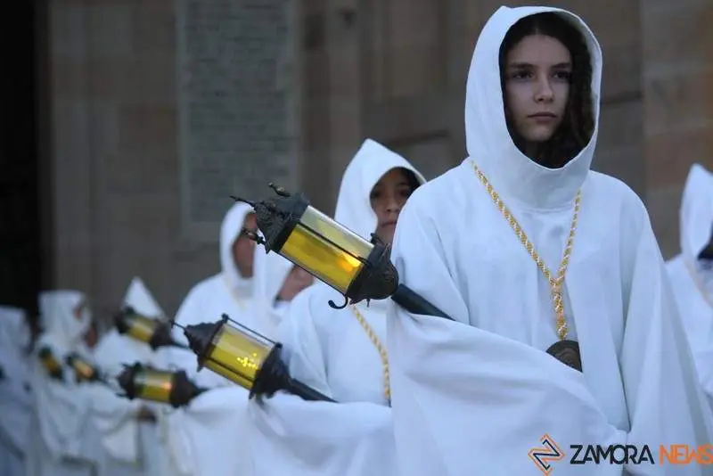 Procesión de Luz y Vida (16)