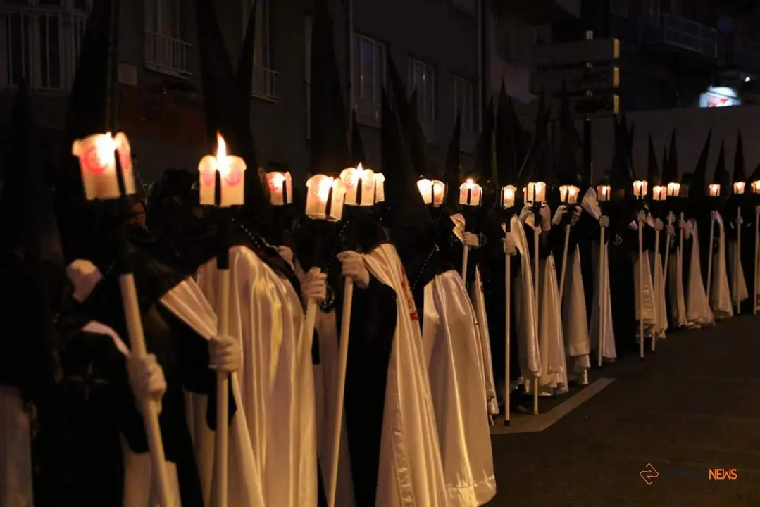 La Tercera Caída sale de San Lázaro ara homenajear a sus fallecidos_27