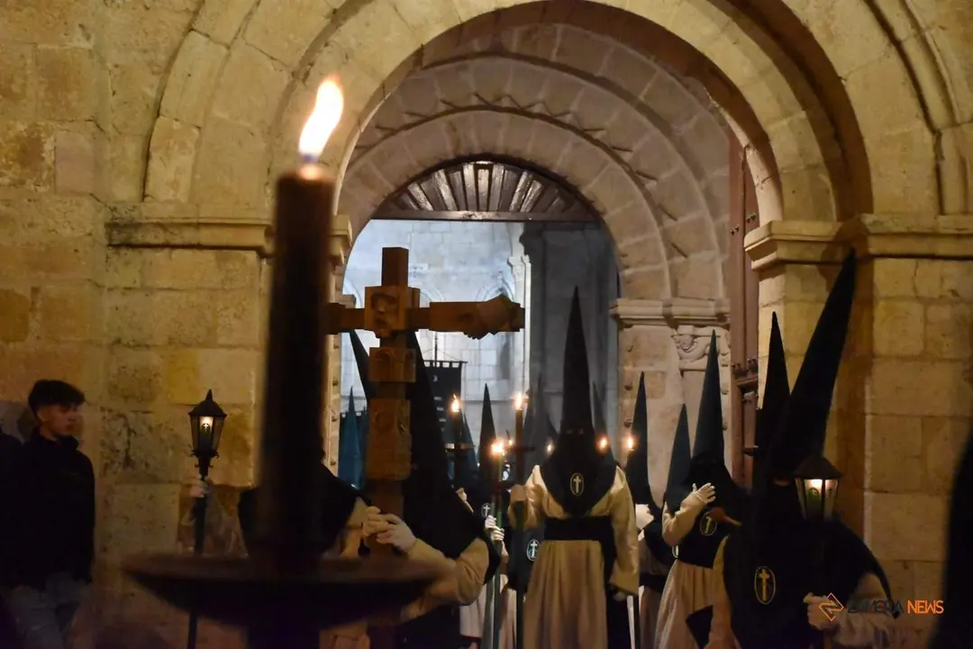 Salida Hermandad Penitencial de las Siete Palabras