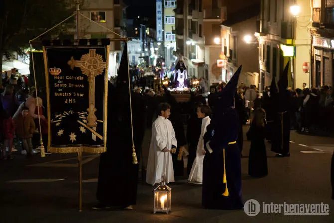 Procesión de las Tinieblas 2 vía Interbenavente.es