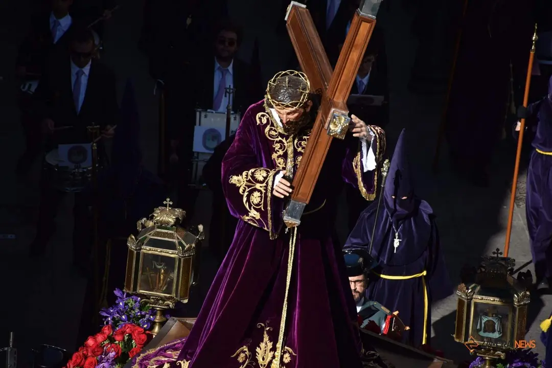 San Vera Cruz vuelve a desfilar por las calles de una abarrotada Zamora_4