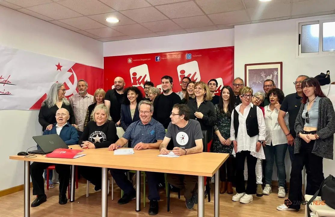Presentación de la lista completa con la que Izquierda Unida concurrirá al Ayuntamiento de Zamora_2