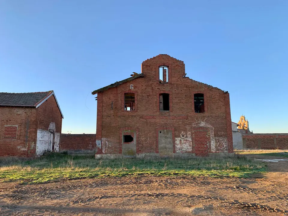 Estación de tren Villanueva del Campo vía hispanianostra.org