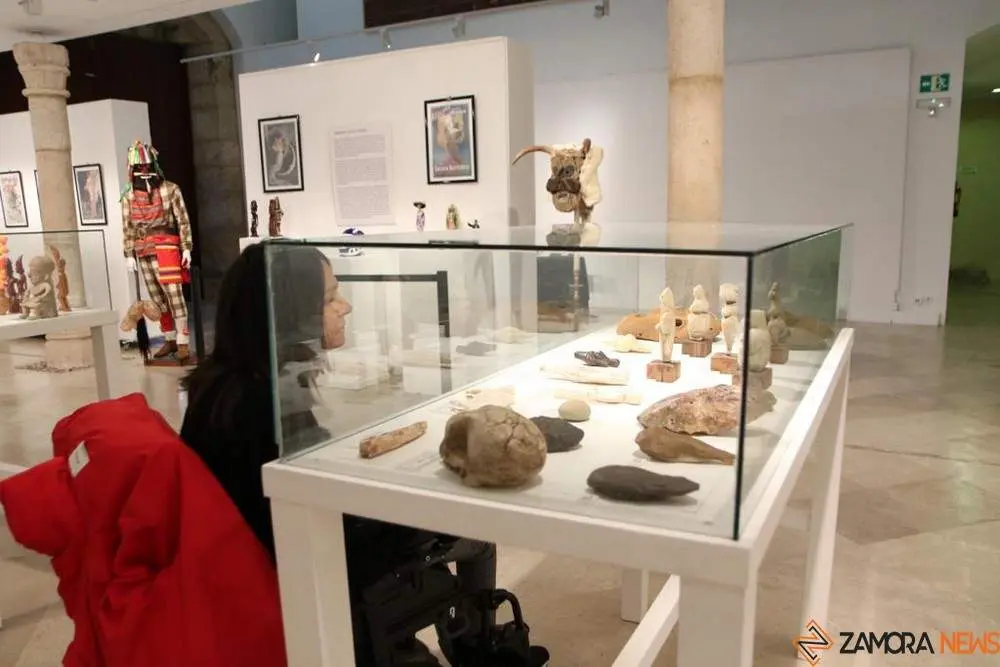 inauguración gabinete curiosidades Alhóndiga_3