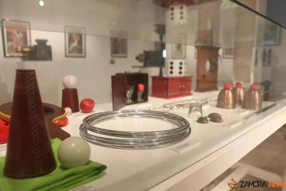 inauguración gabinete curiosidades Alhóndiga_10