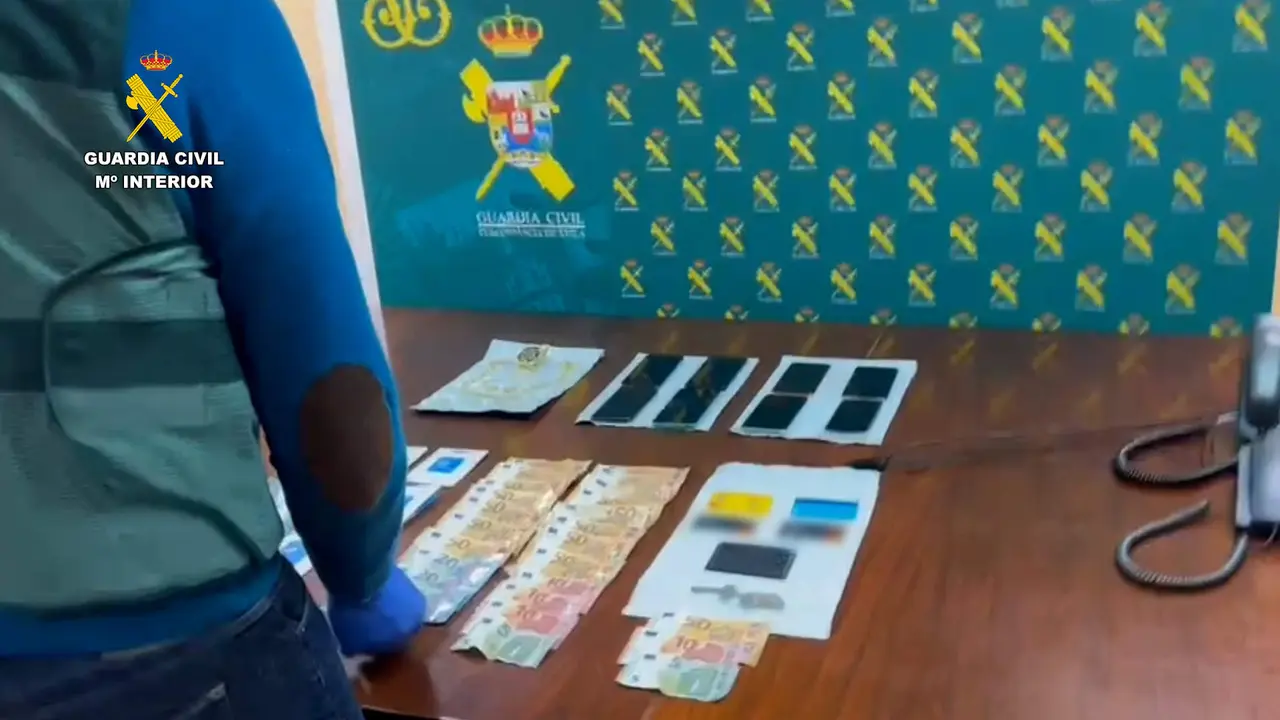 Red de estafa telemática a empresas. Fotografía: Guardia Civil