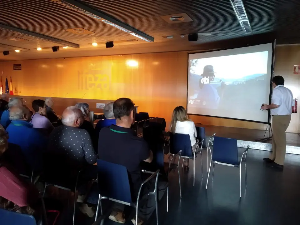Ponencia sobre “Cruceros Ambientales en la Reserva de la Unesco Meseta Ibérica” dentro de la feria MOBILIZAS
