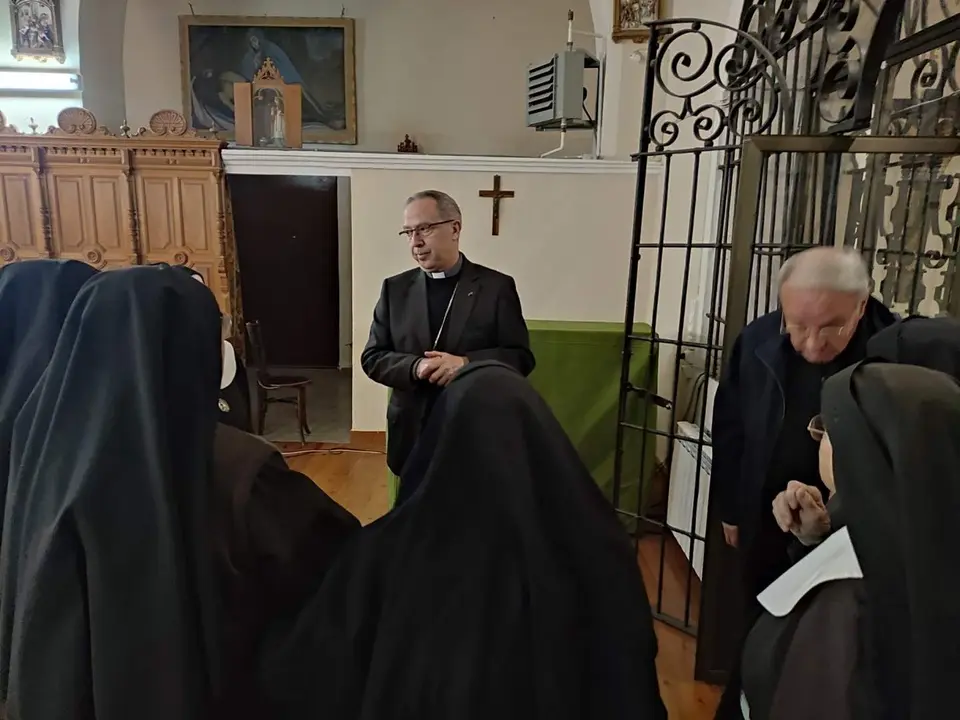 Eucaristía de despedida de las hermanas clarisas presidido por el obispo Fernando Valera. Fotografía: Diócesis de Zamora