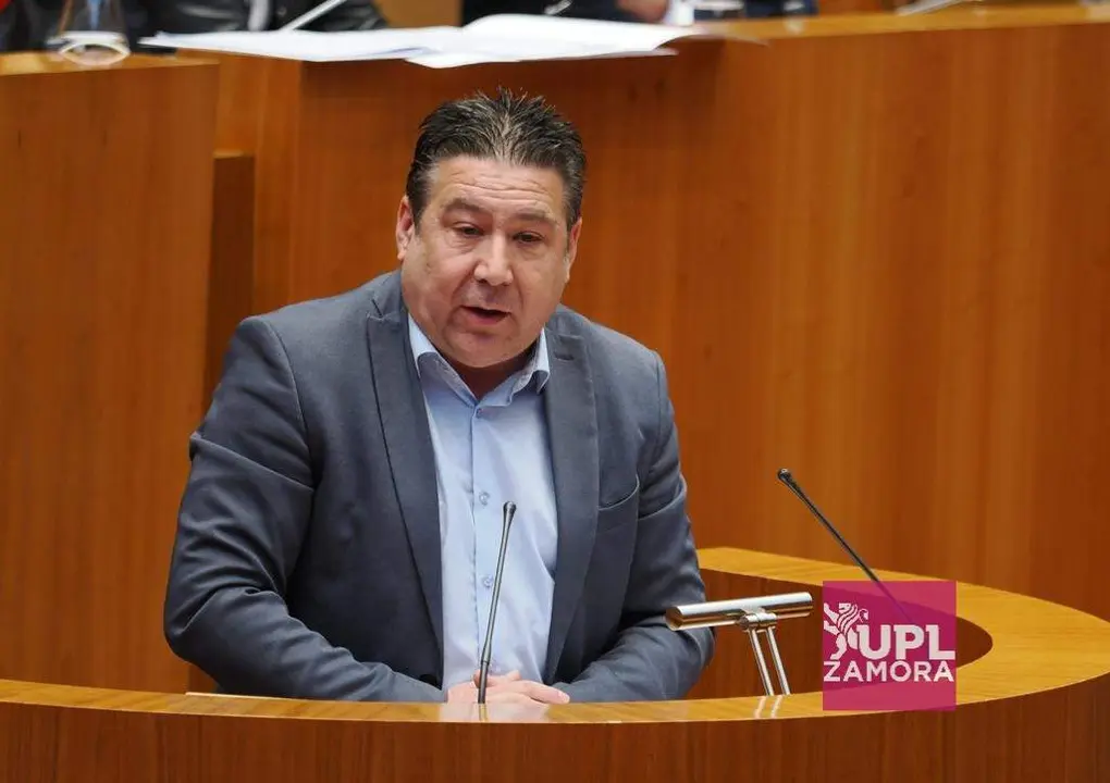 El portavoz de UPL, Luis Mariano Santos