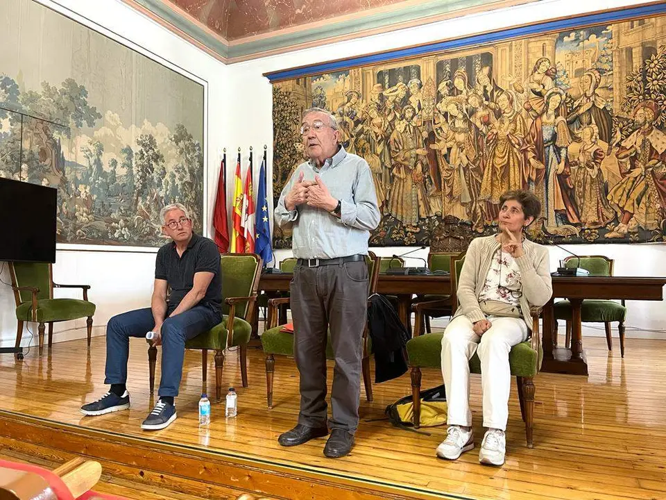 Carlos Pedrero, uno de los portavoces del Movimiento por la Sanidad Pública