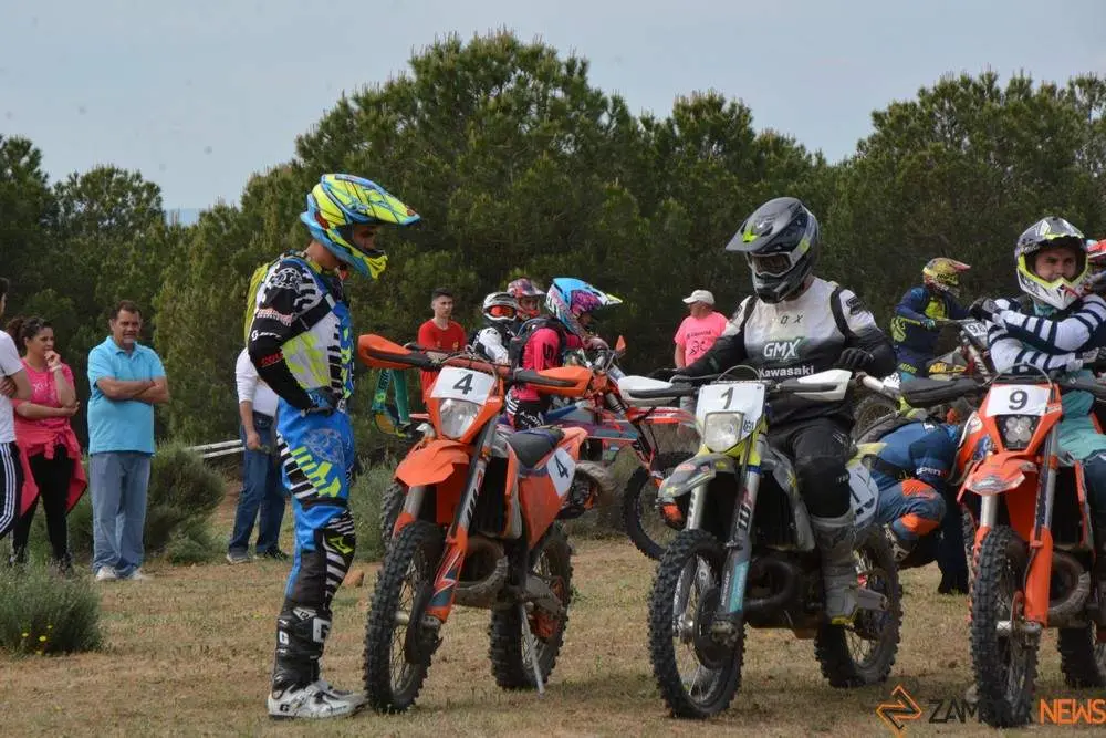 Coreses/ algodre motocross