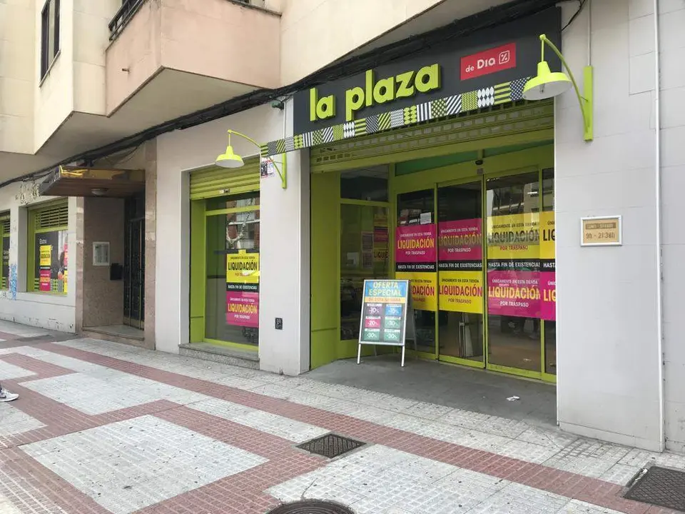 Liquidación supermercado La Plaza de Día en Tres Cruces