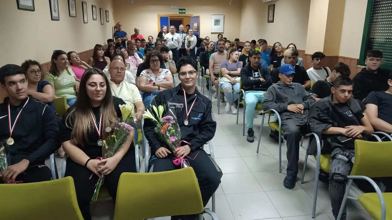 Todos con los ganadores