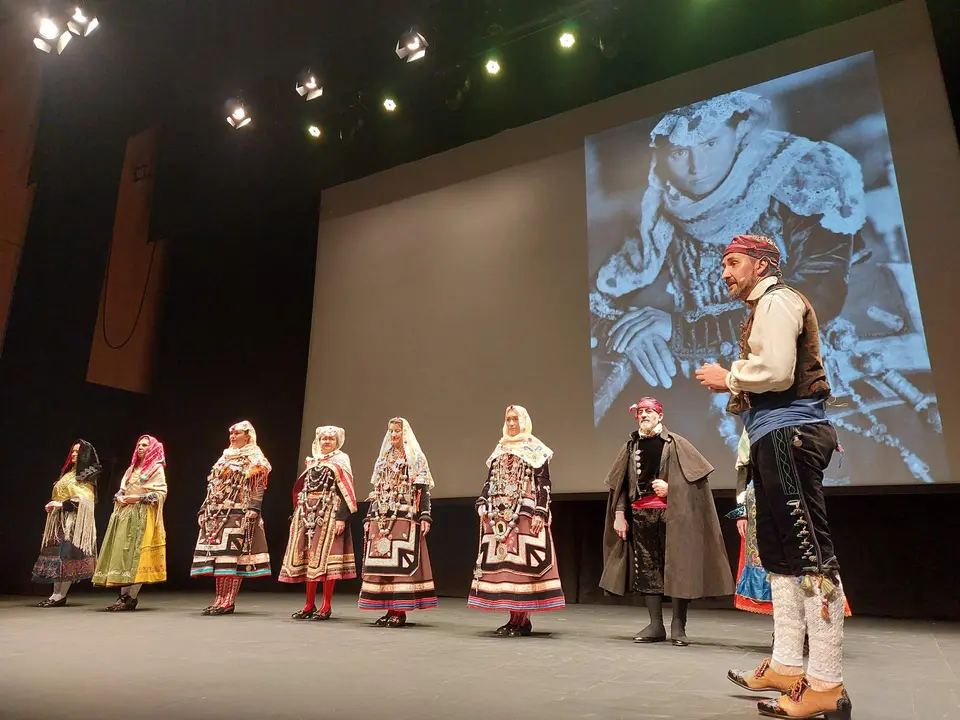festival indumentaria