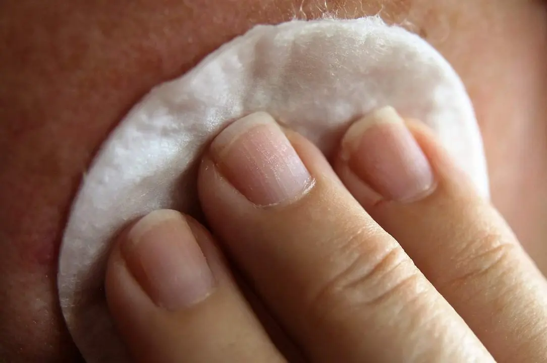 skincare-g7c3ccf750_1280