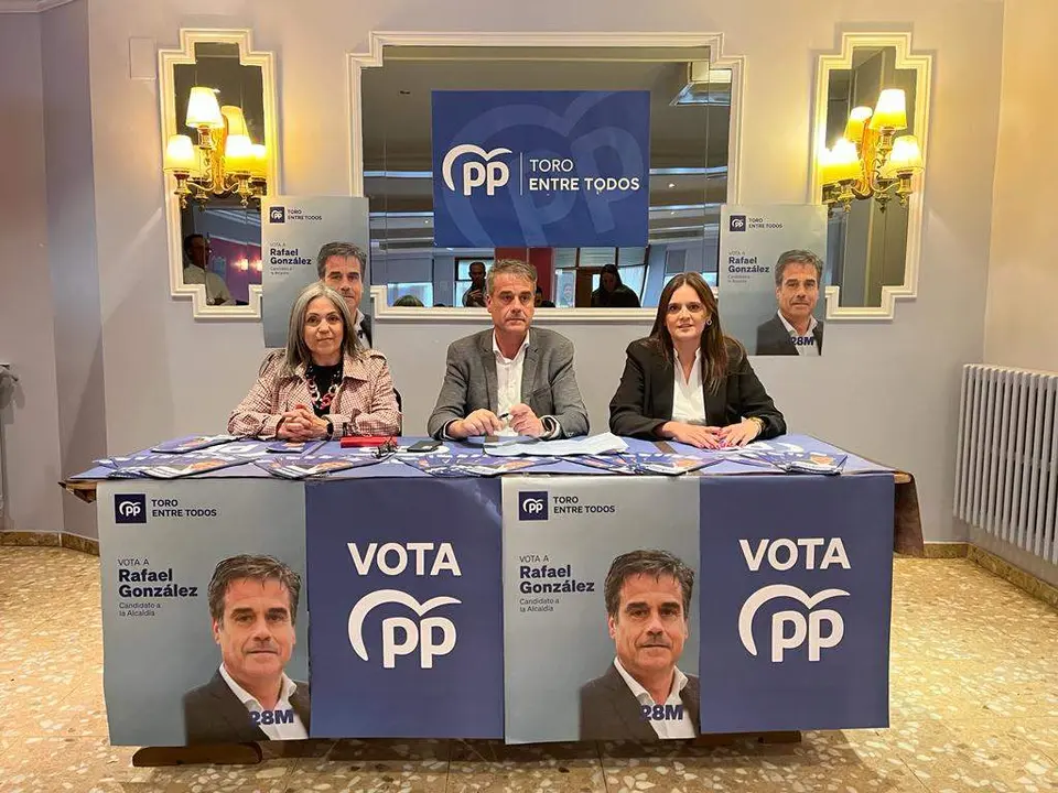 Presentación programa electoral PP Toro