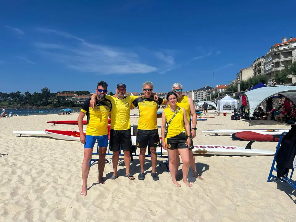 Dragones Caja Rural en el  el Campeonato de España máster de salvamento y socorrismo celebrado en Pontevedra