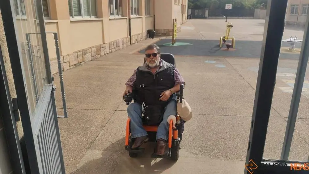 f3cd37d4-7b89-4005-b536-8b7cdfbabb58_tn